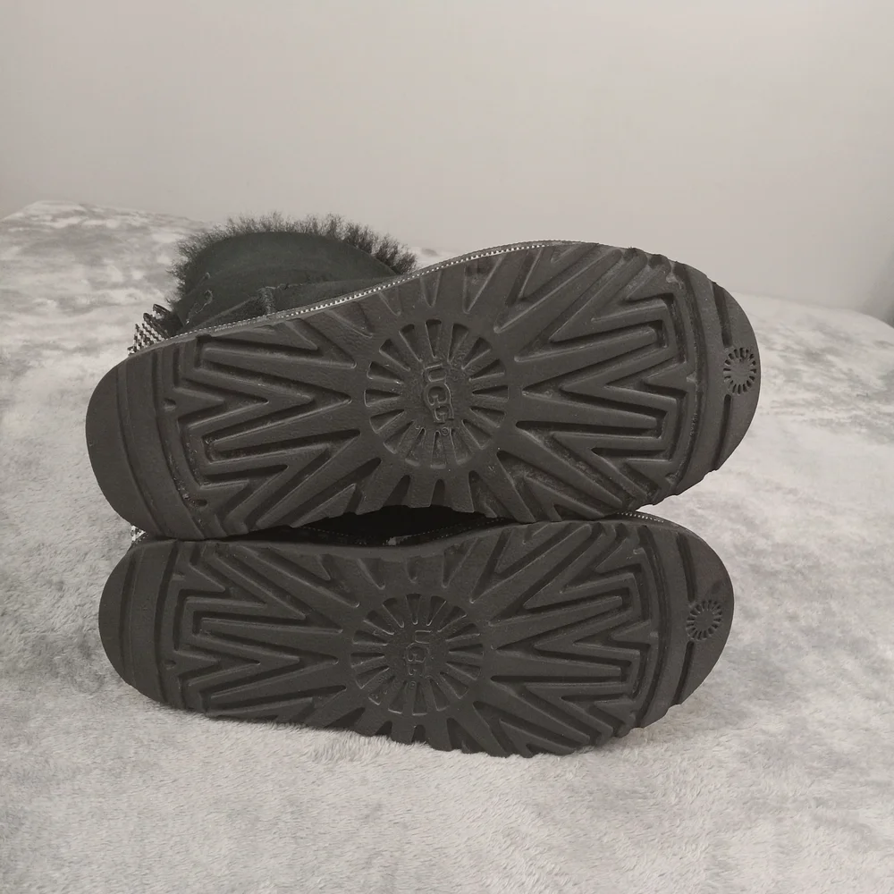 UGG bailey bow